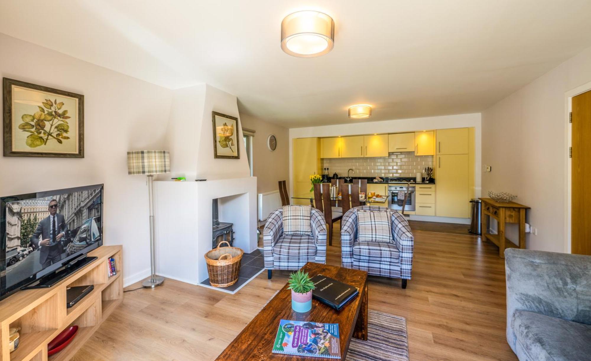 Highland Club Direct Apartment Fort Augustus Exterior photo